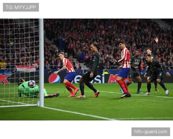 利物浦中场结构演变:战术革新驱动球队协同作战新趋势 利物浦中场结构演变:战术革新驱动球队协同作战新趋势