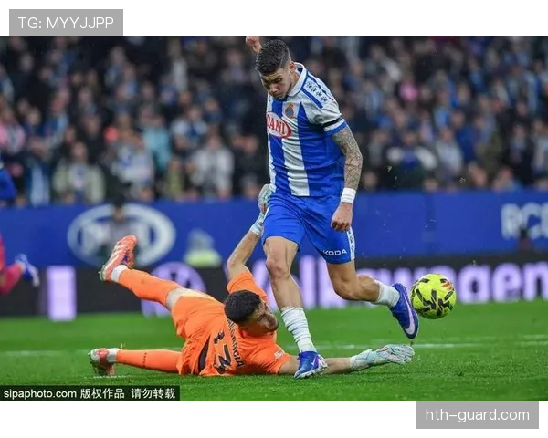 埃尔切新赛季前锋线强势升级，表现备受期待迎接西甲挑战